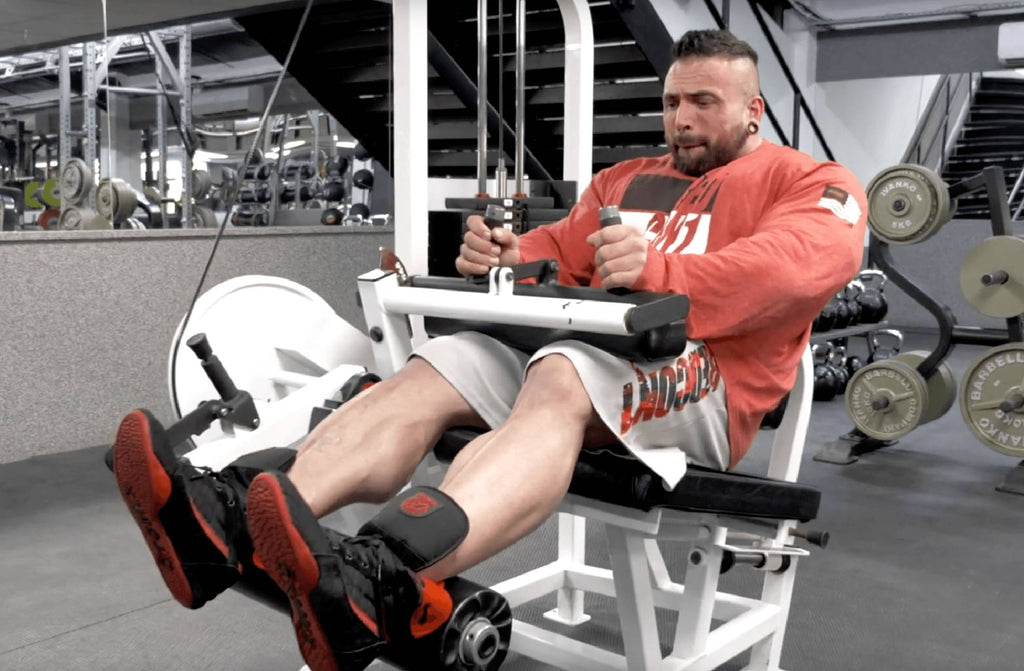 IFBB Pro Luke Sandoe Crushes Hamstring Workout 9 Weeks Out from  Arnold Classic!